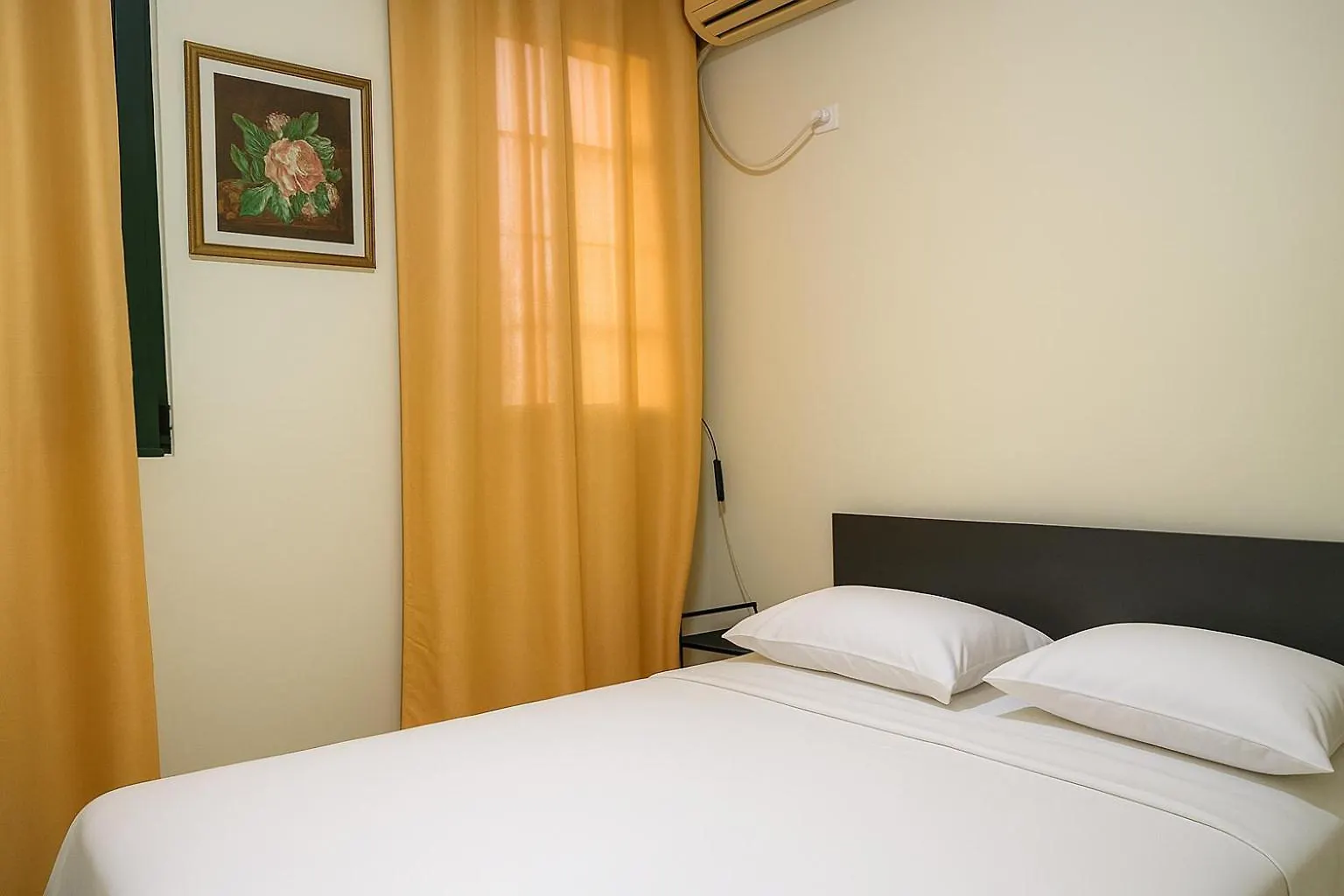 The Prism Apartment Tirana 0*,